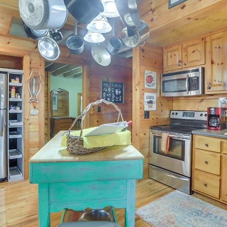 Charming Fancy Gap Cabin With Deck And Gas Grill! מראה חיצוני תמונה